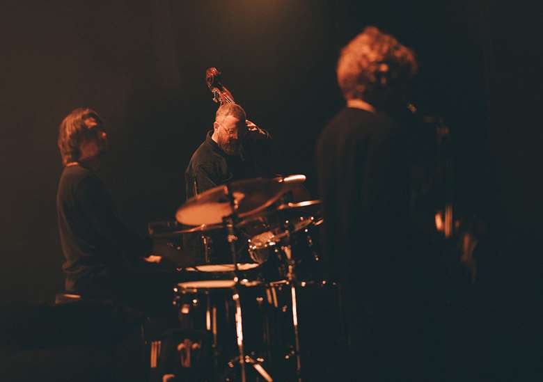 Tom Skinner and crew - all photographs: Daria Miasoedova