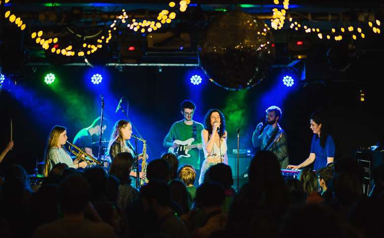 Leeds band the Mamilah in action