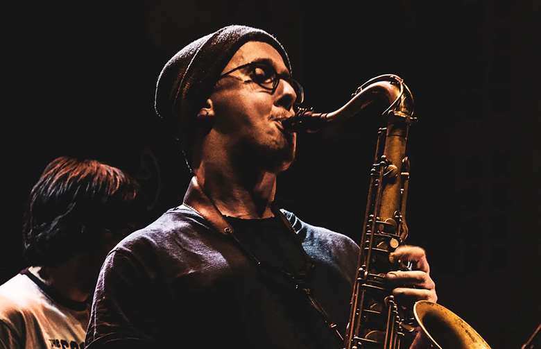 Alex Hitchcock – Photo by Andrei Marini